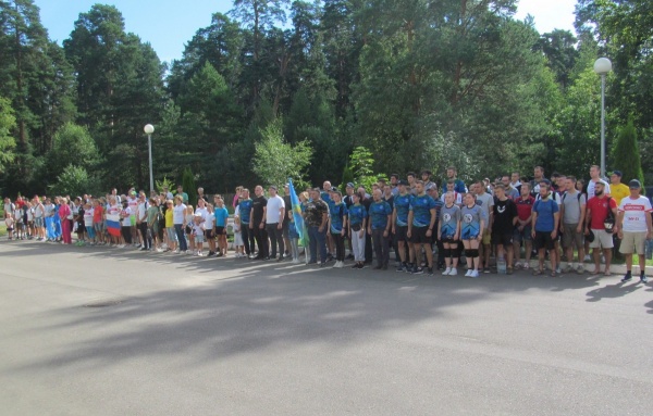 13 августа в боровском бору состоялся спортивный праздник, посвящённый Дню физкультурника